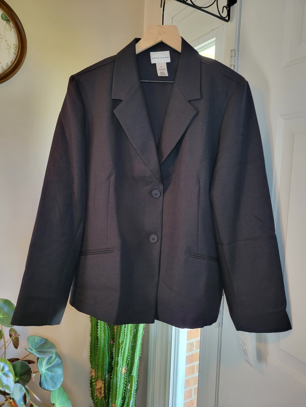 NEW Alfred Dunner Black Lightweight Two Button Black‎ Blazer, Size Womens 18